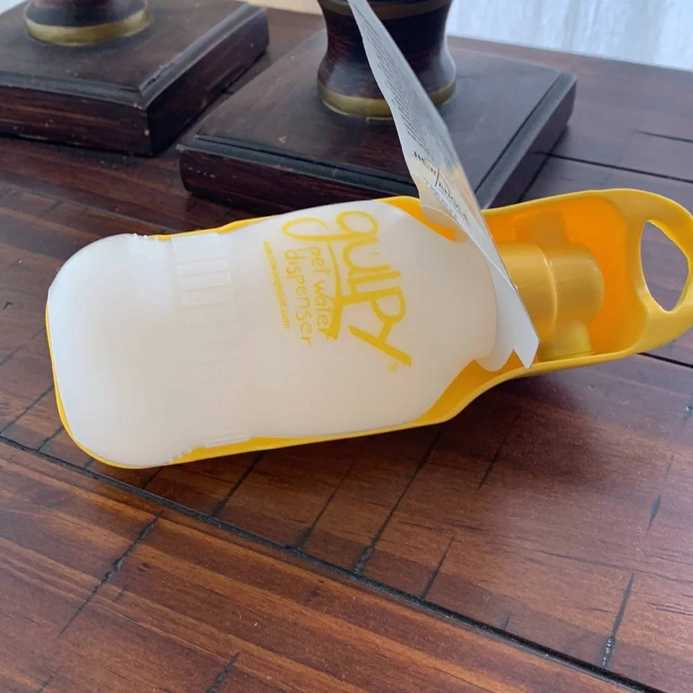 Gulpy Pet Water Dispenser - Picture 2 of 5